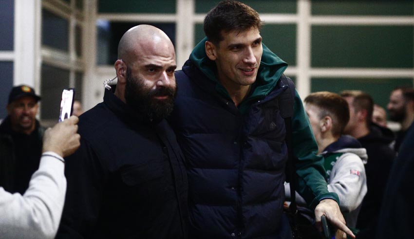 panathinaikos ypodoxi oaka mitoglou